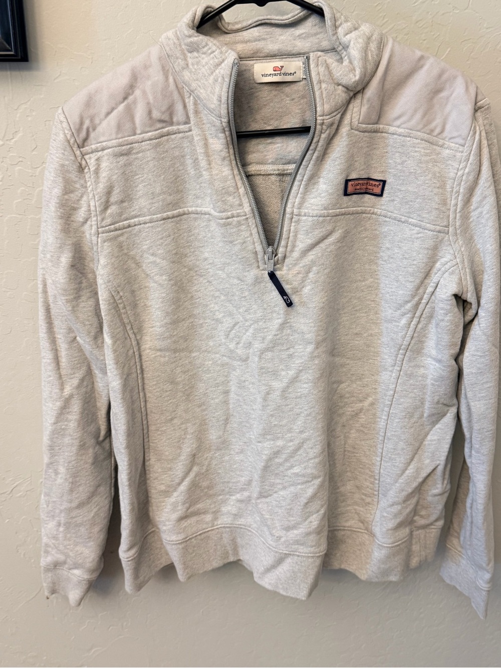 Vineyard Vines Men's Light Gray Quarter-Zip Pullover Sweater